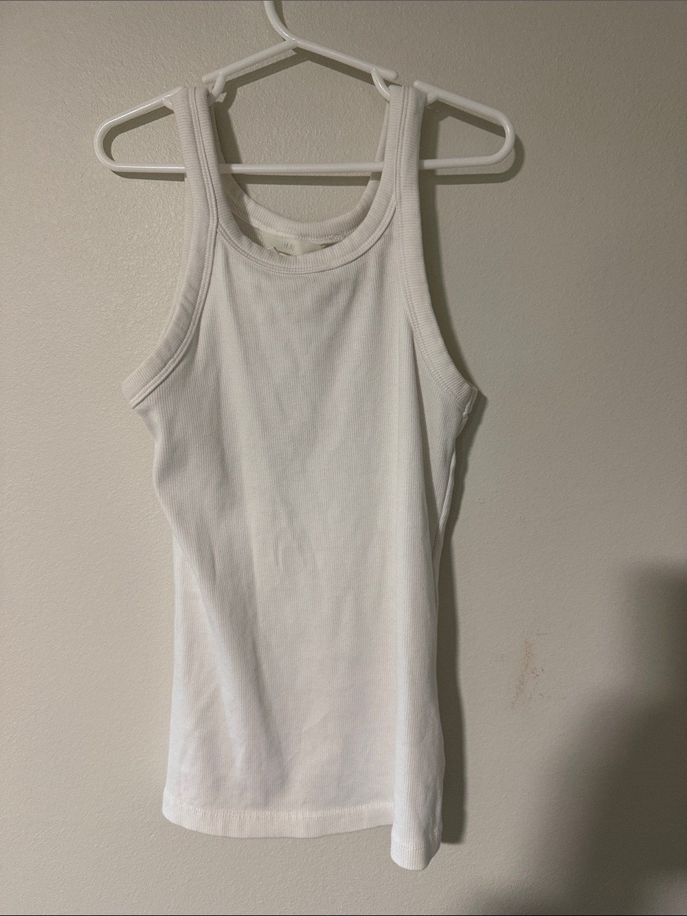 H&M White Ribbed Sleeveless Top - Classic Knit